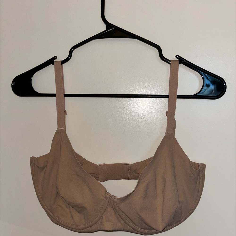 SKIM Fits Everybody Unlined Demi Bra 36DDD